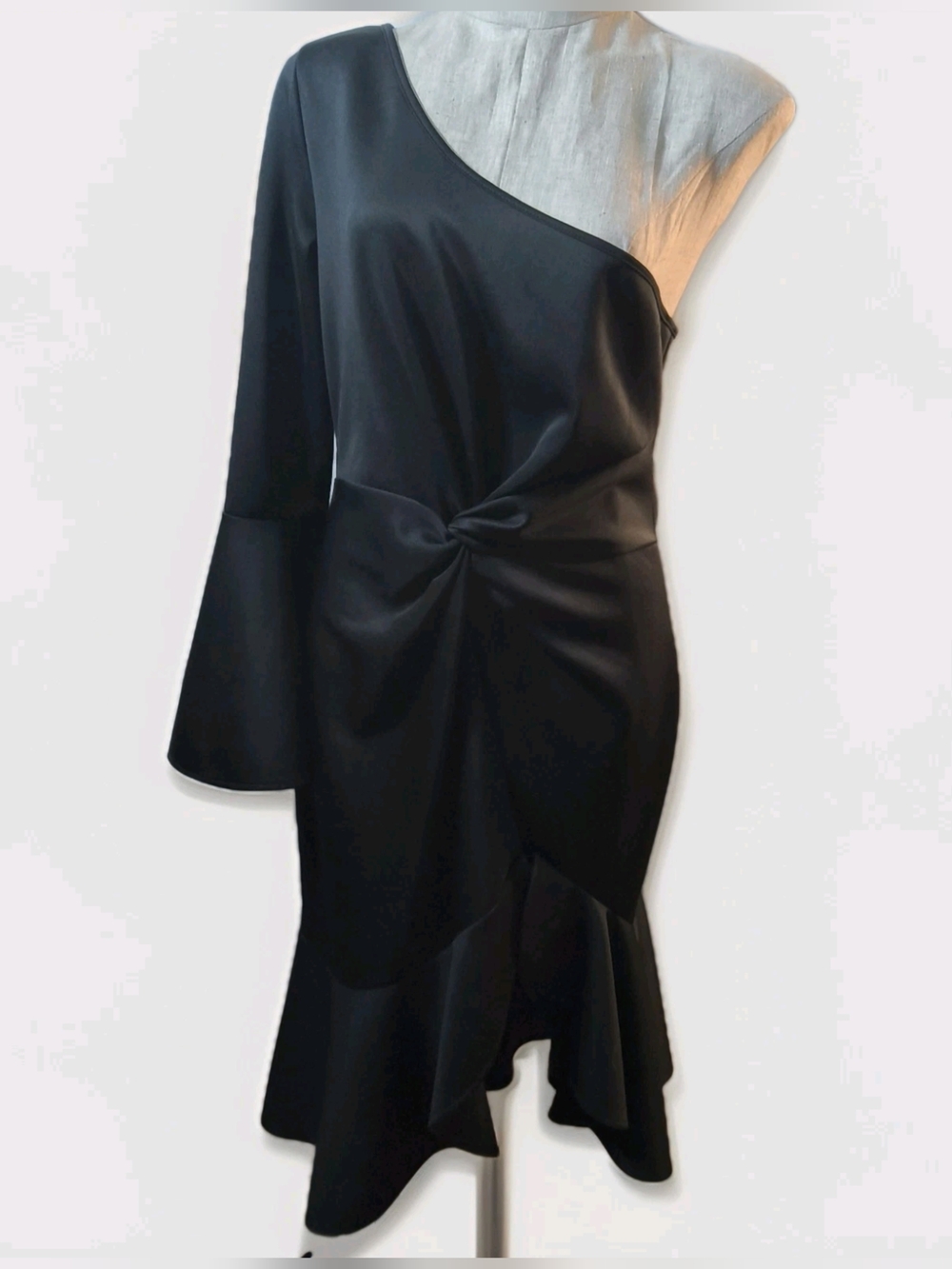 One-Shoulder Black Twist-Waist Dress Size XL